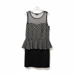 Snap Black and White Geometric Mini Dress